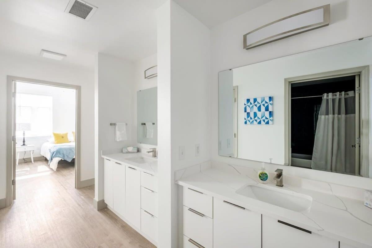 4B 3Ba Premium Family Apartment With Gym Charlotte Kültér fotó