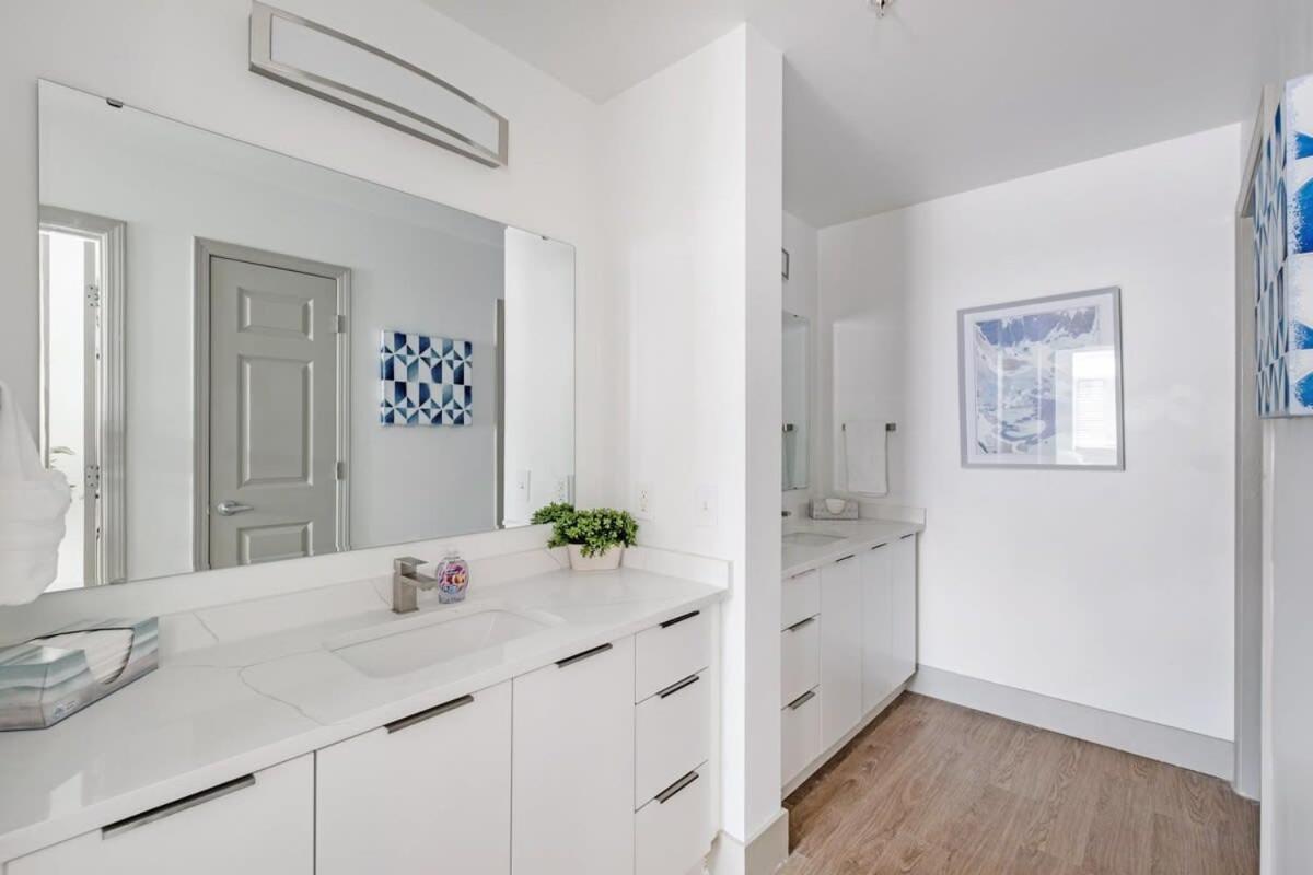 4B 3Ba Premium Family Apartment With Gym Charlotte Kültér fotó